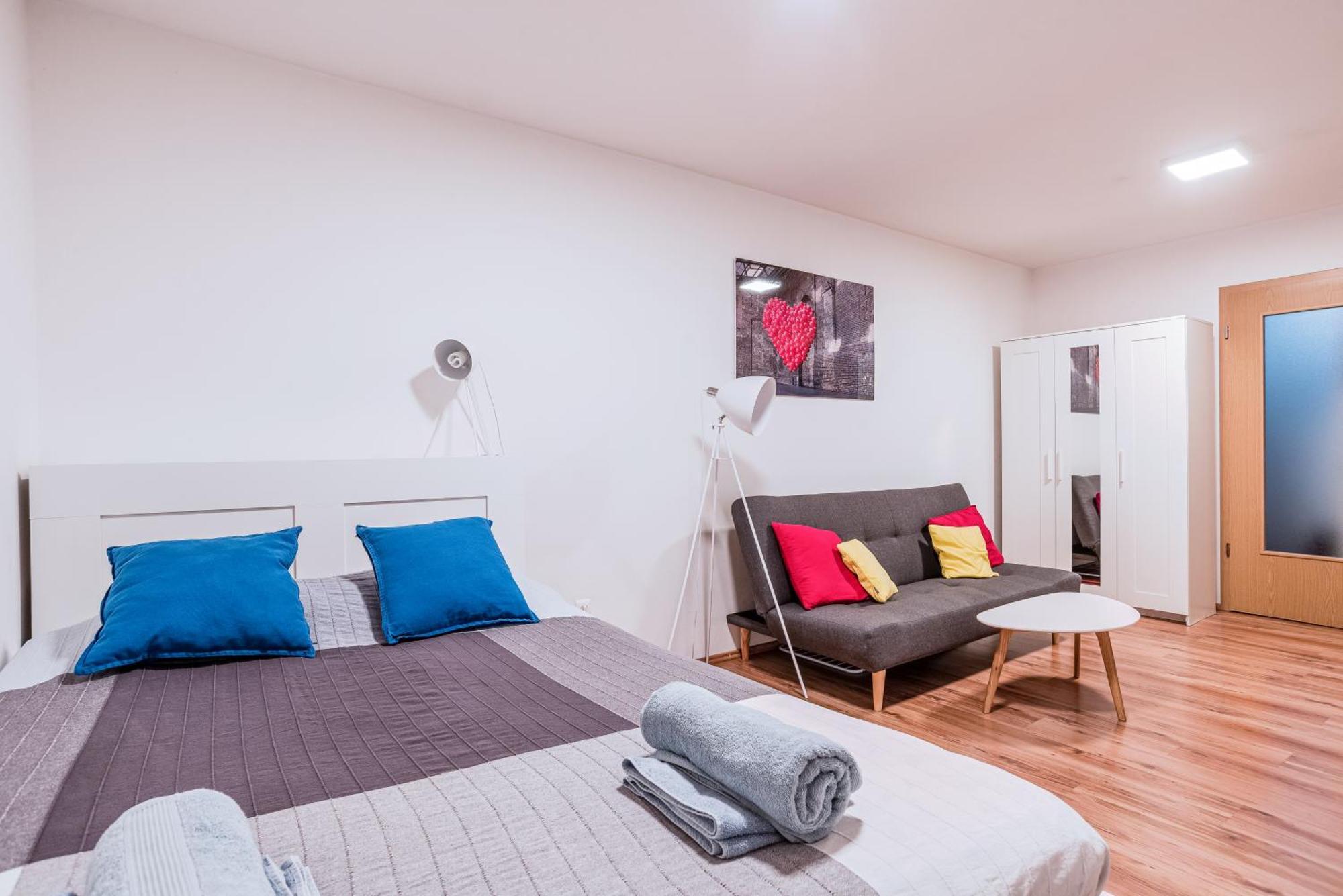 Central Studio Boulevard Boedapest Buitenkant foto